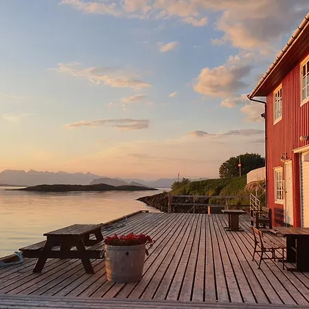 Handelsstedet Forvik Guest house 3*